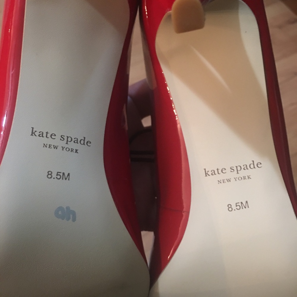 Kate Spade Vida Red Patent Leather Heel Shoe Pump. - Picture 5 of 11